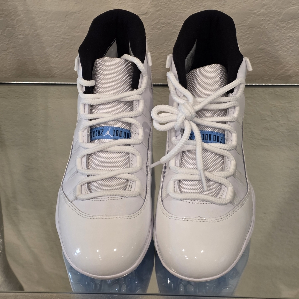 🔥 Air Jordan 11 Retro Low TD Cleats – White/University Blue – Size 8.5 🔥
